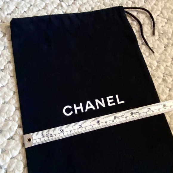 CHANEL Purse Black White Logo cross-body DUST BAG Sleeper 12.75" 8" - Picture 5 of 7